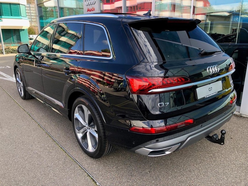 大气舒展的风格 新款奥迪Q7实车