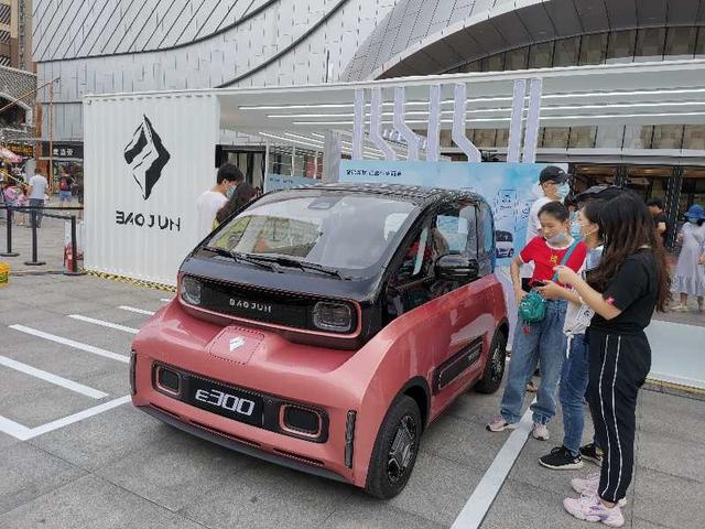 再等18天，新宝骏E300上市，3座布局