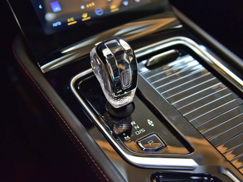 1024x0_1_q95_autohomecar__ChcCRF1-_yWARayuAAb1tpCLGoQ836.jpg