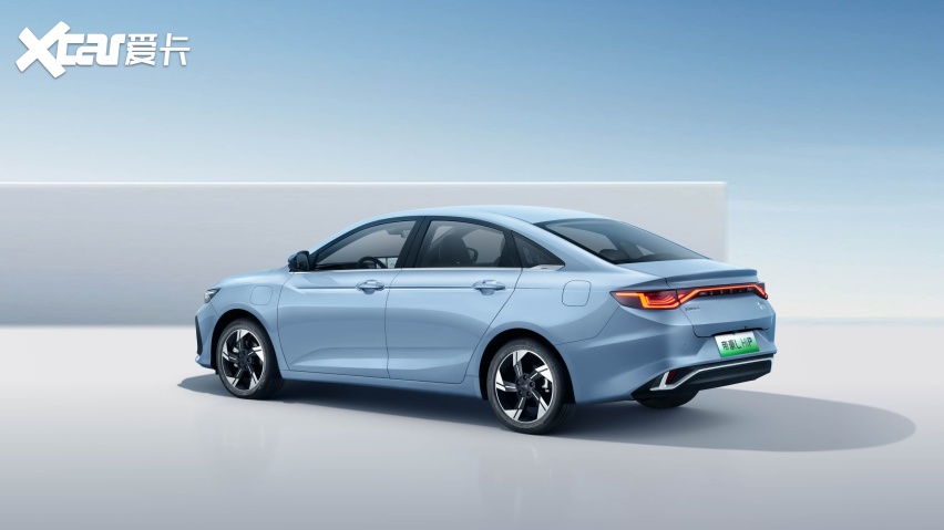 综合续航超1300km 9.88万元起的帝豪L HiP冠军版来了！