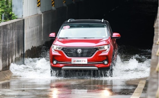 金九银十想买车？这台6.99万起的加大号SUV，值得入手！