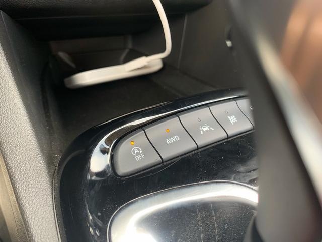 试驾测评：百年品牌的首款紧凑型SUV，迟来的总是最好的？