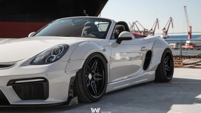 这台981 Boxster为何那么像718 GT4？坚持移植就不会过时