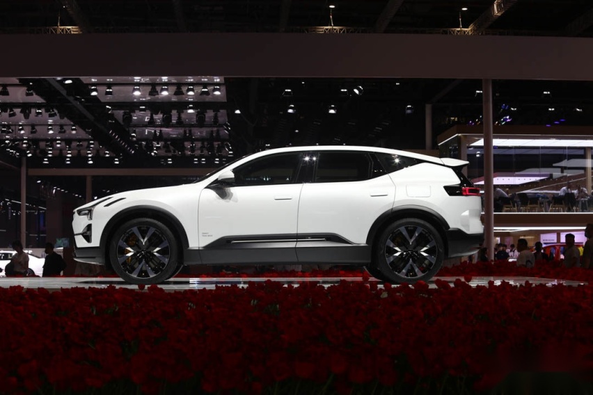 豪华跨界中大型SUV！517匹+零百加速4.7秒 毛豆X：不带怕的