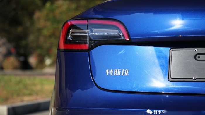 国产特斯拉Model 3首试：当硅谷基因遇上中国速度