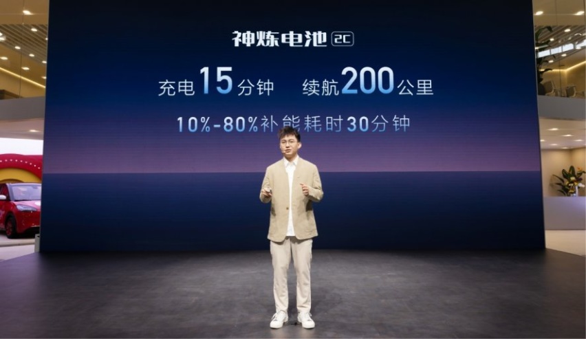 京.世未来：售价7.98-10.98万元，五菱星光共创版双车震撼上市！