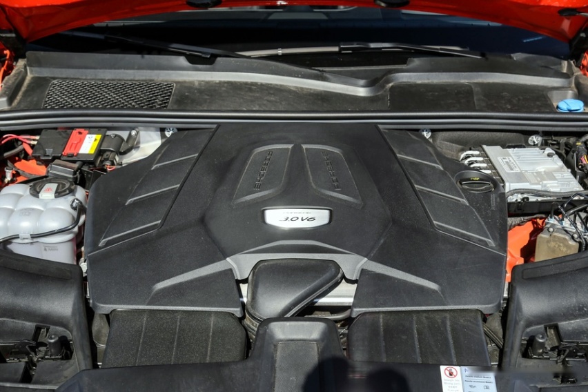 Q8、AMG GLE轿跑、卡宴 Coupé，怎么选？