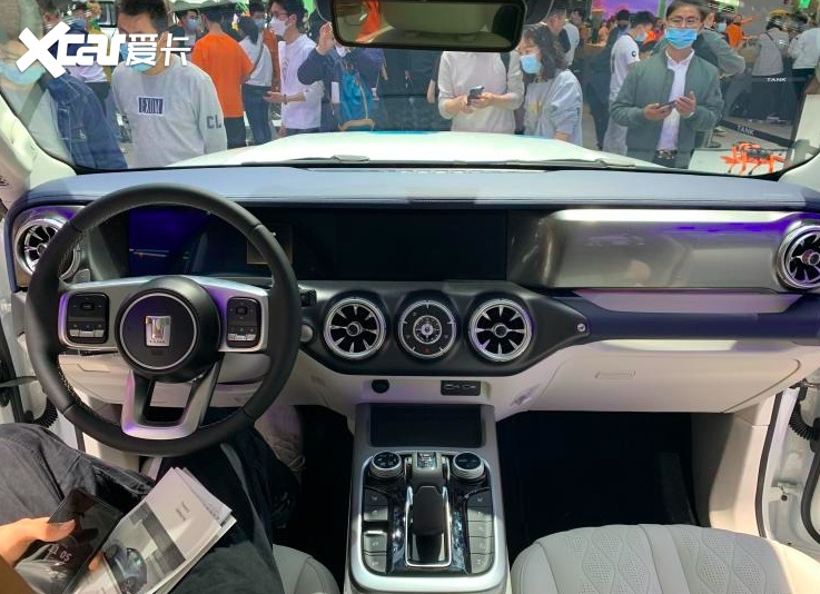 坦克300可以“进城”了！混合动力+四驱系统，售价20万起