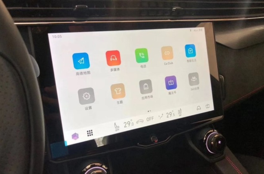 全新吉利领克05陆续实车到店！ACC+电子手刹 配国六发动机