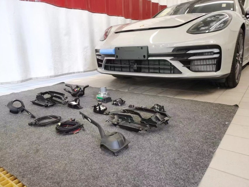 新款保时捷帕拉梅拉Turbo升级自适应巡航ACC 变道辅助案例
