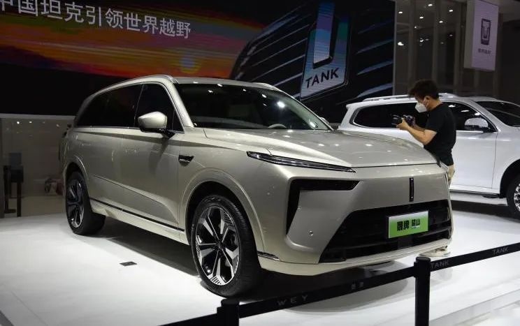 2023插混SUV：CS75 PLUS终推插混，魏牌蓝山对标理想L8