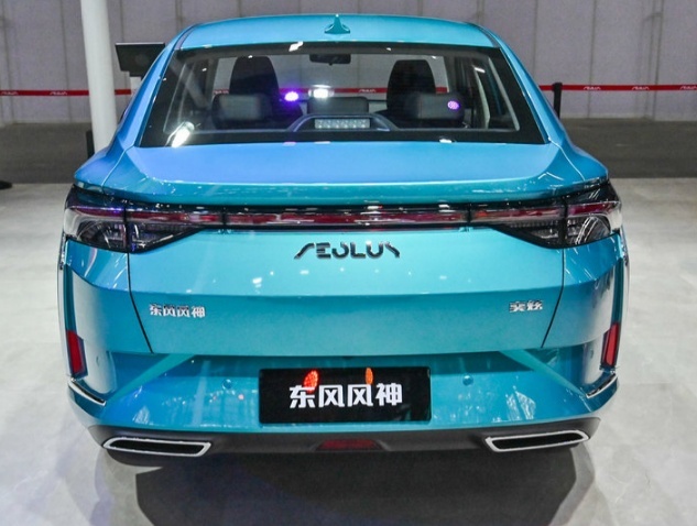 不足7万购买运动家轿，运动包围+獠牙前脸，油耗才5.6L
