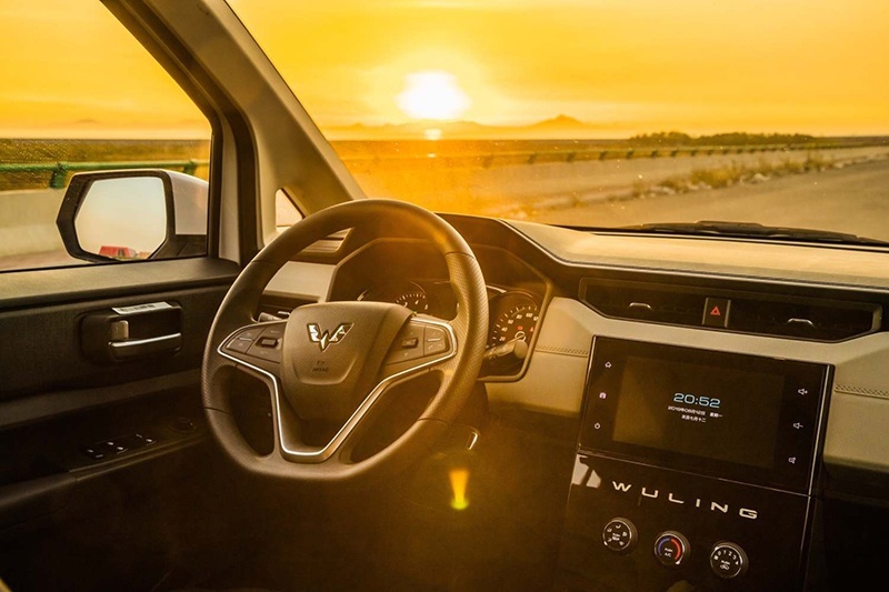 Q1紧凑MPV保值率前3名：NV2000、五菱PLUS、M6
