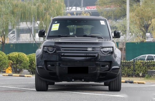 商务旗舰也这么好玩？路虎卫士130比宝马X7更值得入手