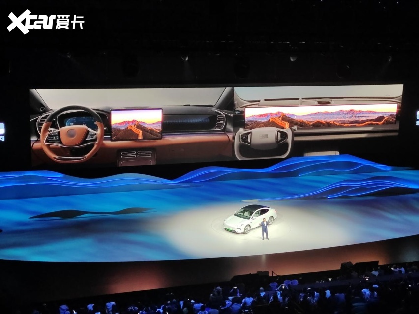 鲨疯了！银河E8 17.58万元正式上市，车友：现在就退订汉EV