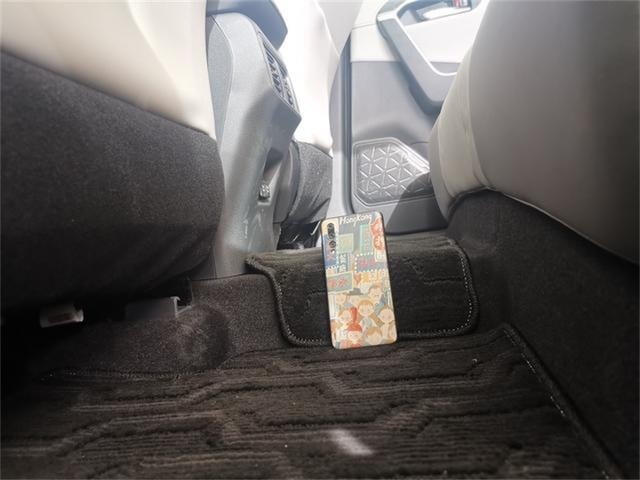 全新丰田RAV4震撼来袭，落地仅需要26万