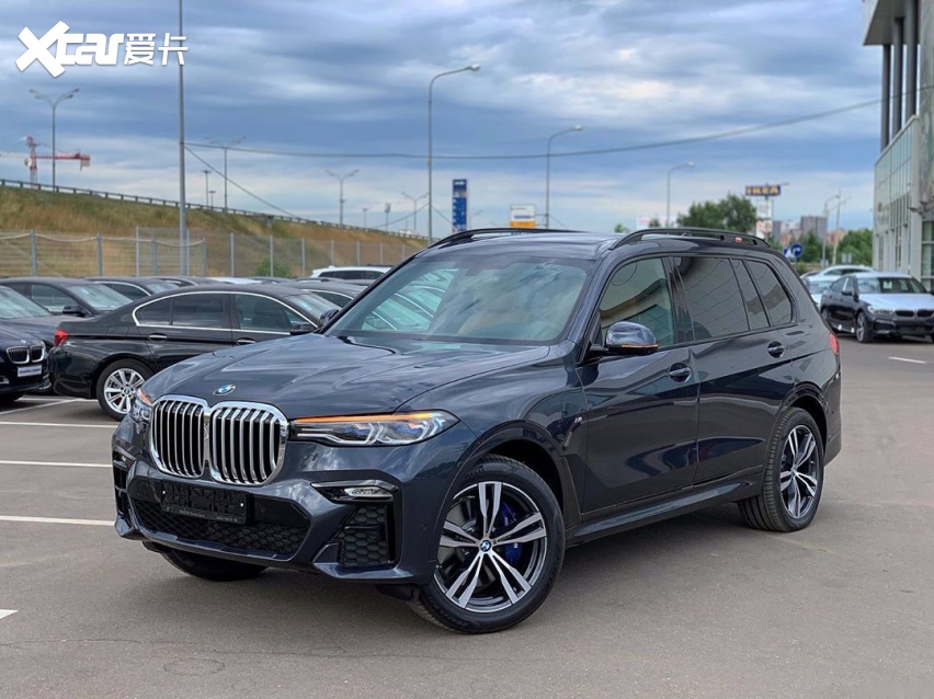 威武的霸气感全新宝马x730d海外实车到店