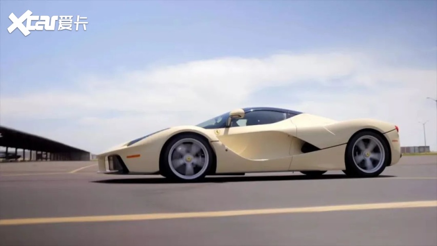 少见的白色法拉利laferrari现身市场-爱卡汽车爱咖号