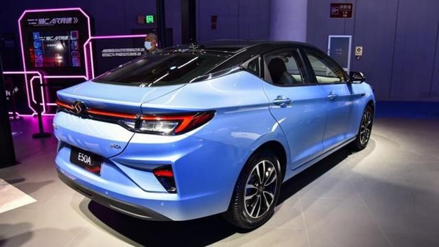 起步价相差1万，买思皓E50A还是秦PLUS EV？