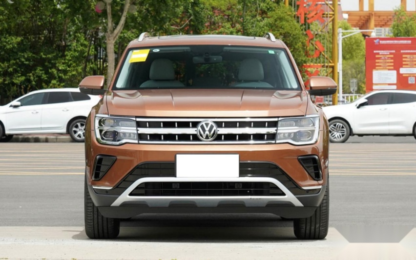 30万预算想买空间大SUV，丰田汉兰达对比大众途昂，选谁？