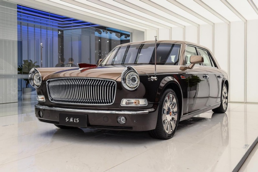 比库里南还大，V8发动机的红旗LS7不得100多万？
