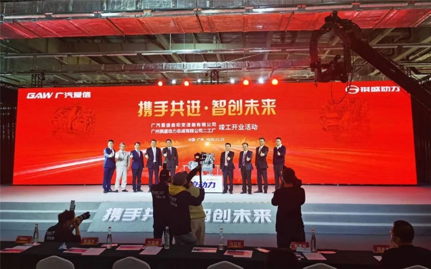 零跑C11上市，江西五十铃全新D-MAX国内首发丨今日车闻