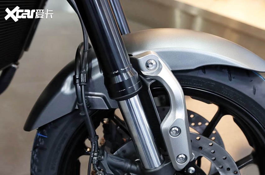 向经典复古致敬 2020款雅马哈XSR900实拍解析