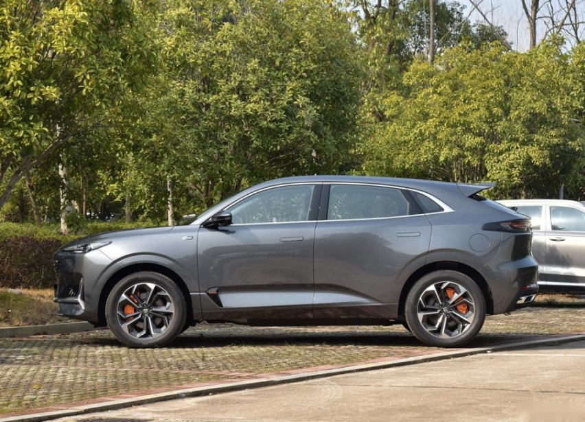 20万以内性价比很高的SUV，长安UNI-K智电iDD还有啥亮点？