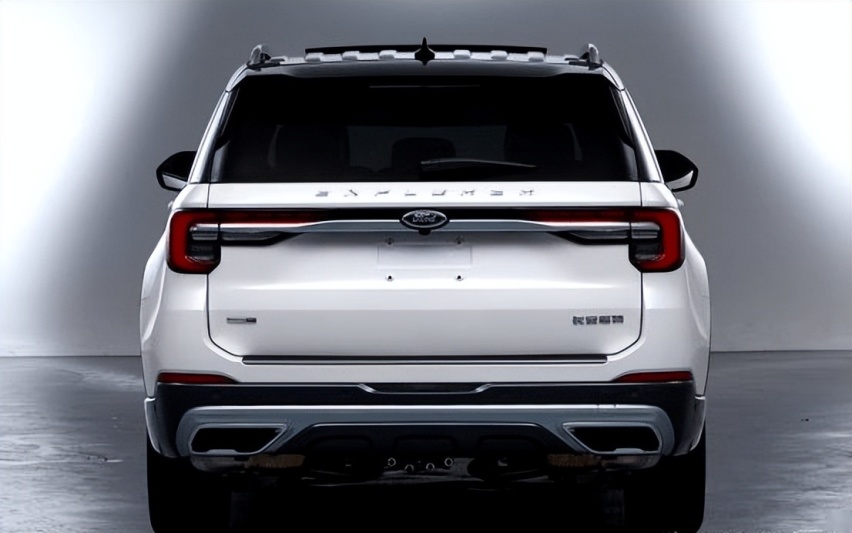 30万级唯一纵置后驱SUV 全系2.3T+10AT 新增HUD即将上市