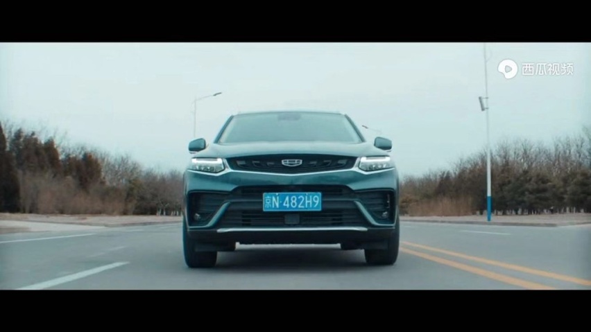 《囧妈》中出现的那台吉利SUV，百公里加速6.8秒，不到14