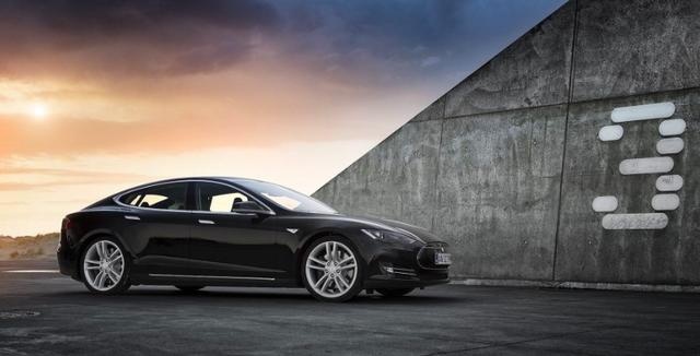 小鹏汽车P7、比亚迪 汉EV、特斯拉 model 3,哪款更值得购买?