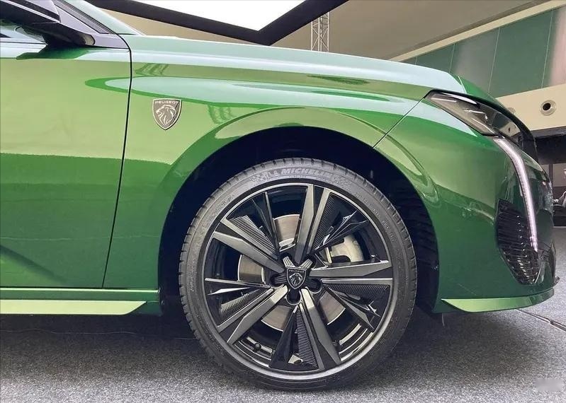 长得帅跑的快，实拍全新标致308，搭1.6T发动机，性能超高尔夫GTI