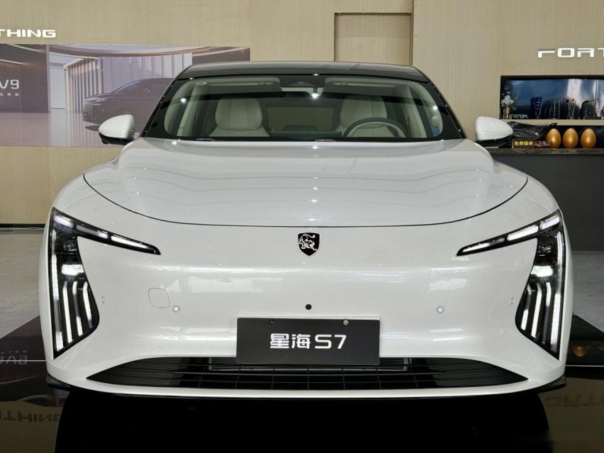 百公里电费6块钱？12万就能买到的C级车，星海S7值得吗？