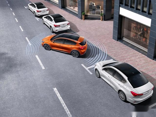 13.98万起 福克斯Active上市，钢炮里的跨界车、跨界车里的钢炮？
