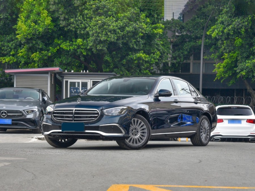 中大型豪华轿车怎么选？红旗H9对比奥迪A6L、奔驰E级