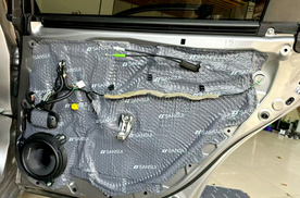谁说丰田不能玩音响？无锡极速亚洲龙改装哈曼卡顿全套两分频，施工案例分享