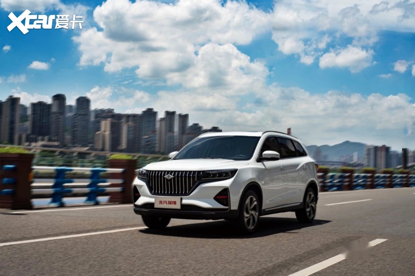 国货之光，北汽瑞翔X5喜提“高性价比7座中型SUV”大奖