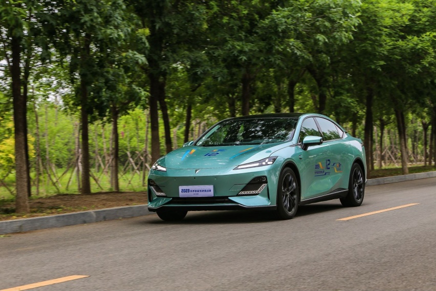 2023世界智能驾驶挑战赛：深蓝SL03斩获金奖