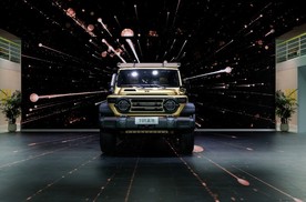 “用户当先”驱动产品升级，20.58万元212 T01高地广州车展正式