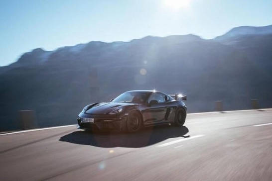 11月全球首发，保时捷718 Cayman GT4 RS原型车最新消息