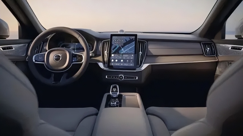 新沃尔沃XC90实车曝光,造型升级,配2.0T插混,综合续航800km