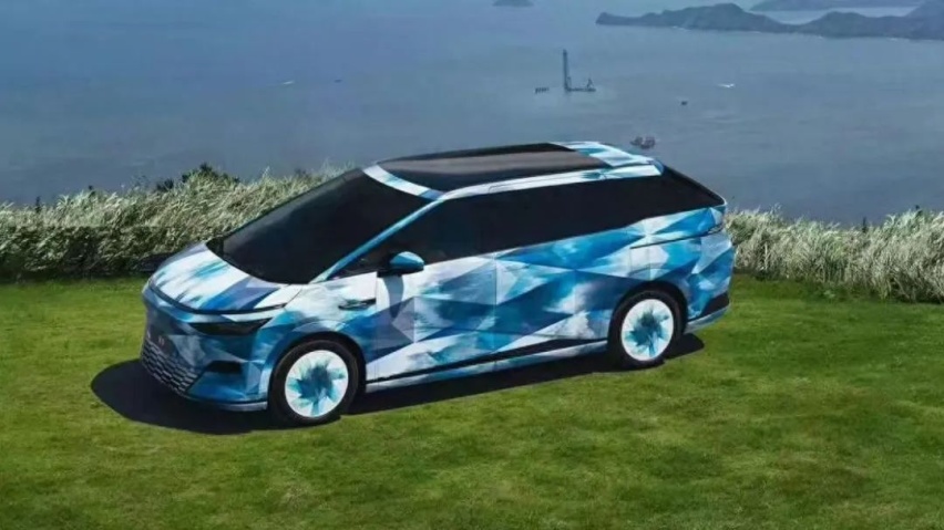 小鹏首款MPV X9申报图曝光，看这造型，是放弃第三排了？