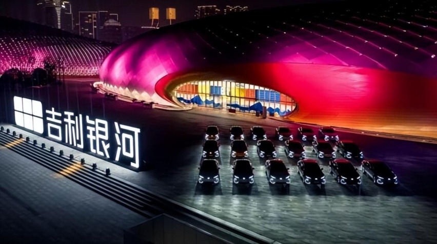 银河E8成新春热门选择，款款都值，该怎么选啊！