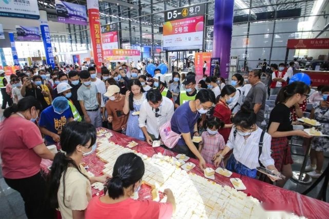 玩“赚”15周年庆 东盟国际车展邀你一起来“薅羊毛”