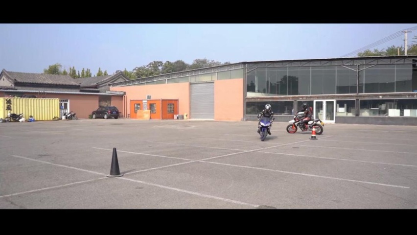 曾经推哈雷的鬼火少年，能否禁得住赛道的终极考验？