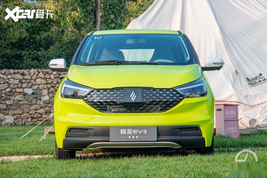 试驾江铃易至ev3,最大续航320公里,跑起来轻松舒适没压力