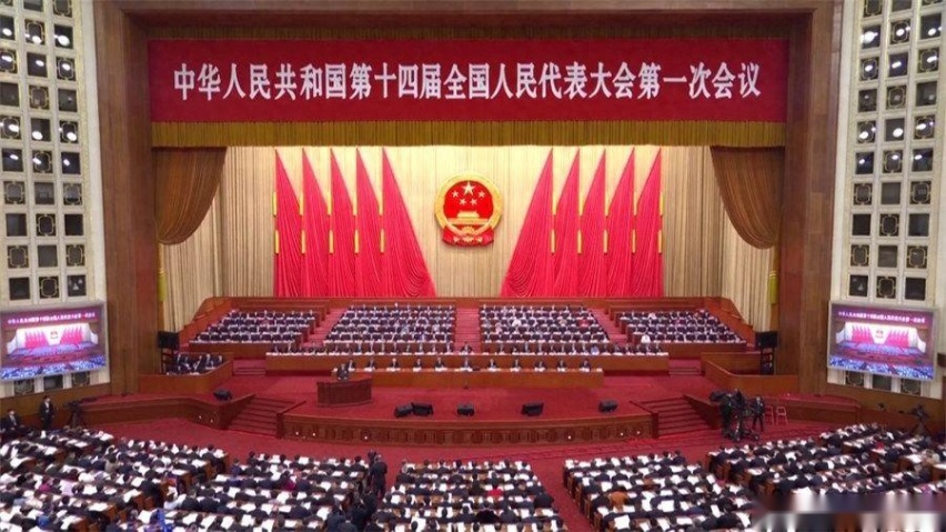 两会聚焦：汽车圈大佬最关注什么？