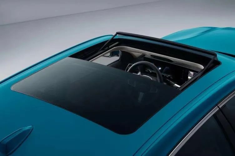 电动车该如何诠释运动与豪华，我们从全新BMW i3身上找到了答案！