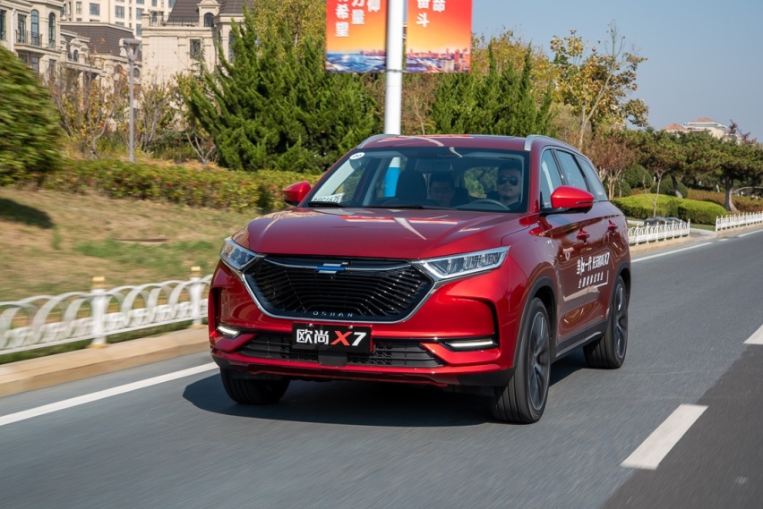 这台中国SUV，大气好看预售7.99万起，估计要成爆款