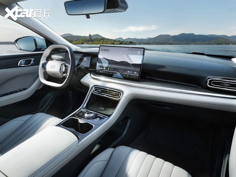当“智”与“安”兼得：星耀6如何打破家用车选择困境？